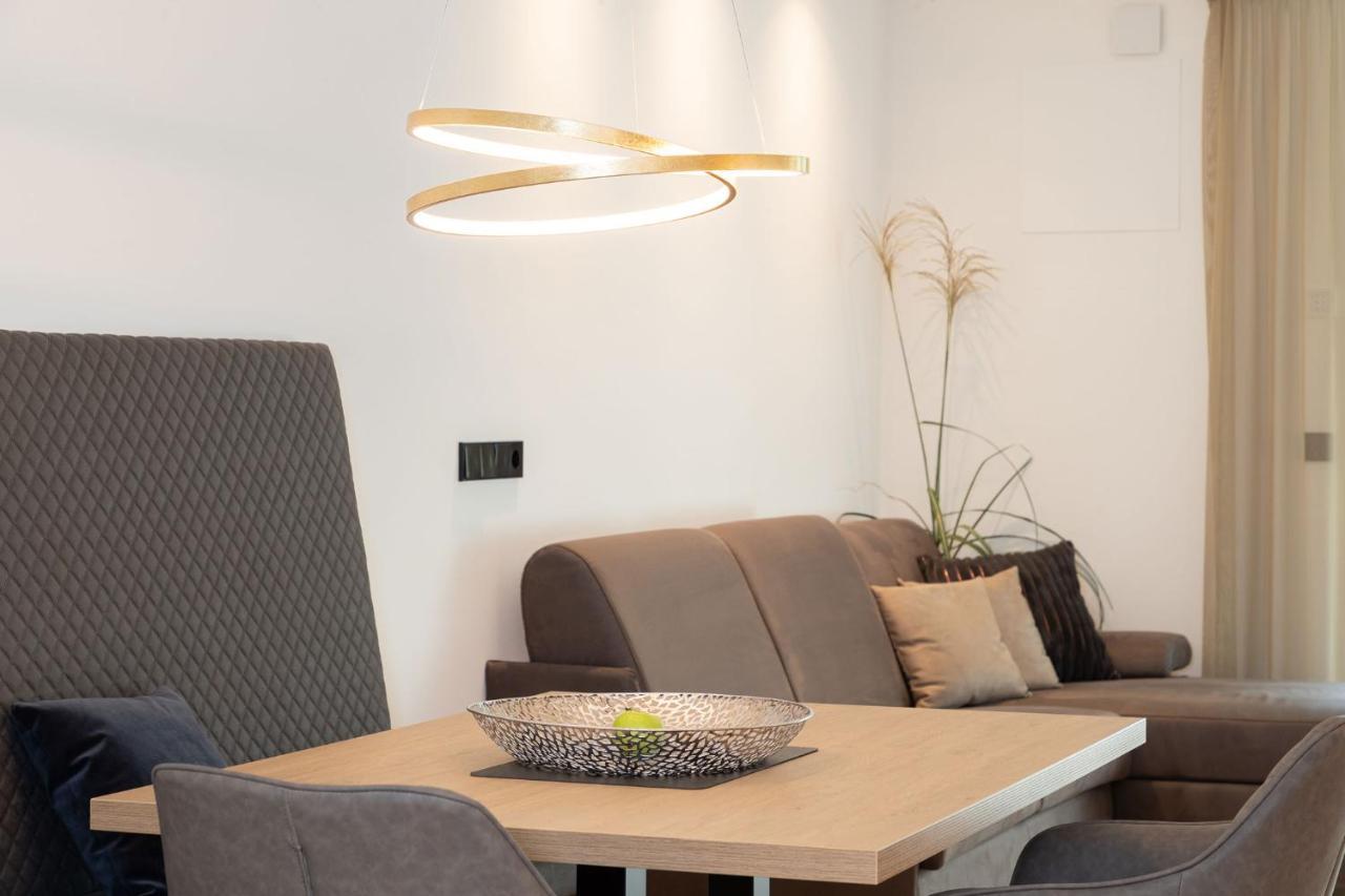 Nice Living Neue- Moderne Apartments Im Herzen Von Brixen - Kostenlose Brixencard - Ideal Fuer Familien, Paare, Geschaeftsreisende Und Allen Urlaubs Hungrigen Экстерьер фото